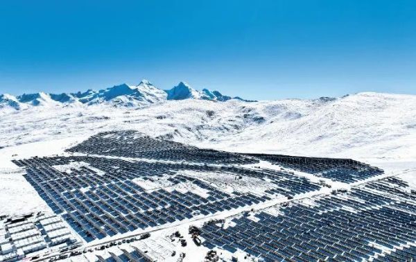 西藏才朋光储电站